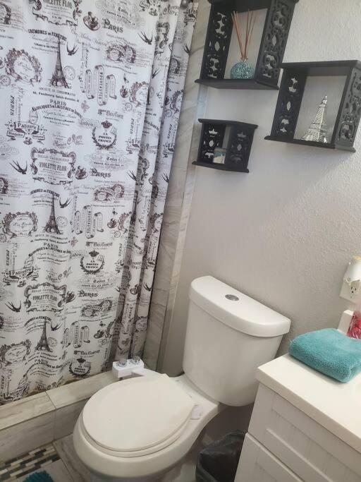 Spacious West El Paso 19 Min From Airport, Fort Bliss Military Base Екстериор снимка