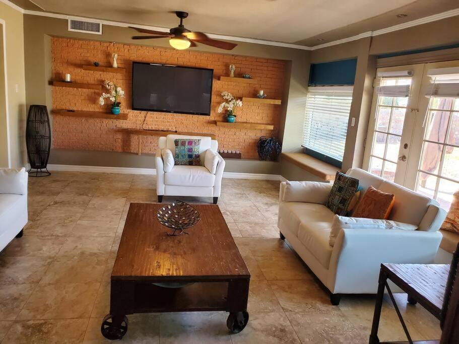 Spacious West El Paso 19 Min From Airport, Fort Bliss Military Base Екстериор снимка
